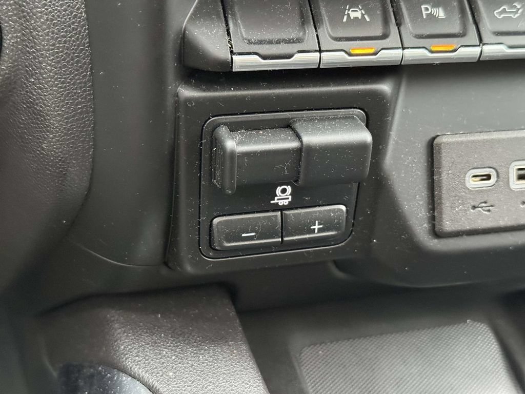 Used 2022 GMC Sierra 1500 Denali w/ Denali Premium Package AWD/4WD image 31