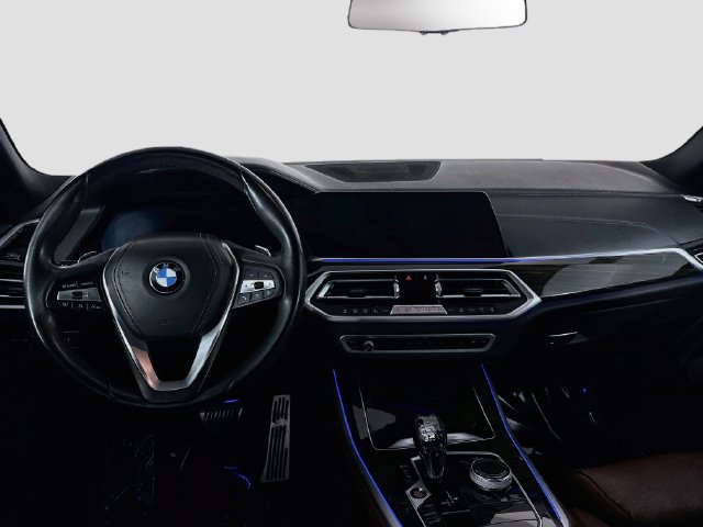 Used 2020 BMW X5 sDrive40i w/ Luxury Seating Package RWD image 16