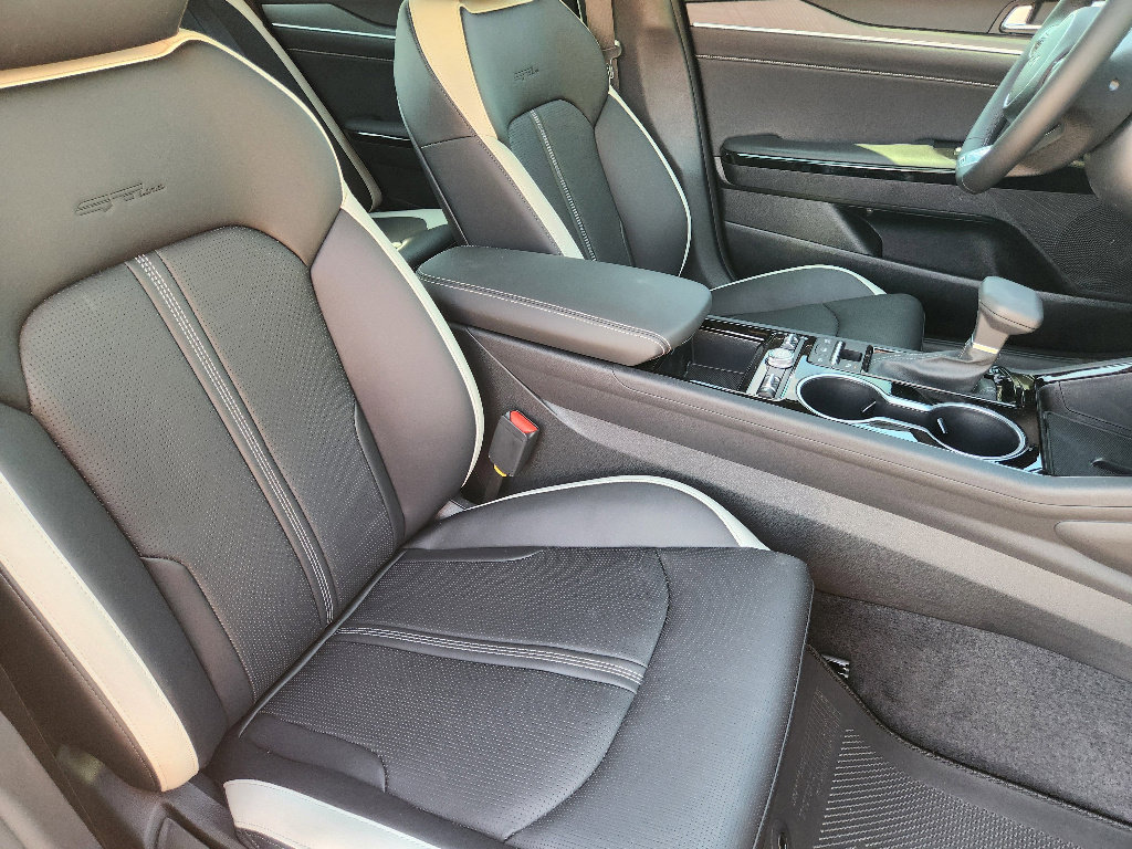 New 2026 Kia K5 GT-Line image 10