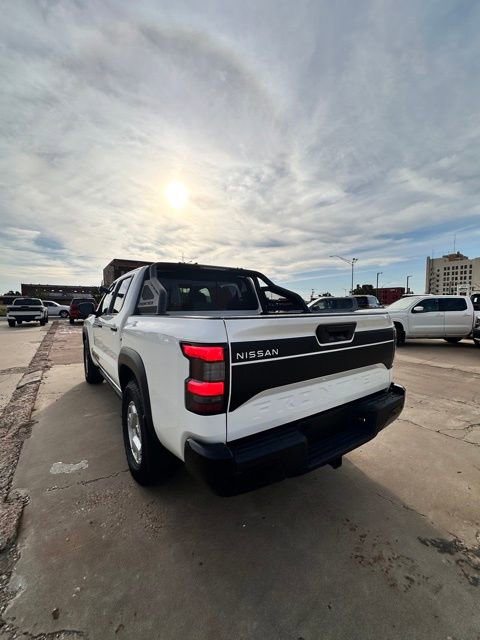 Certified 2024 Nissan Frontier SV w/ Hardbody Edition image 11