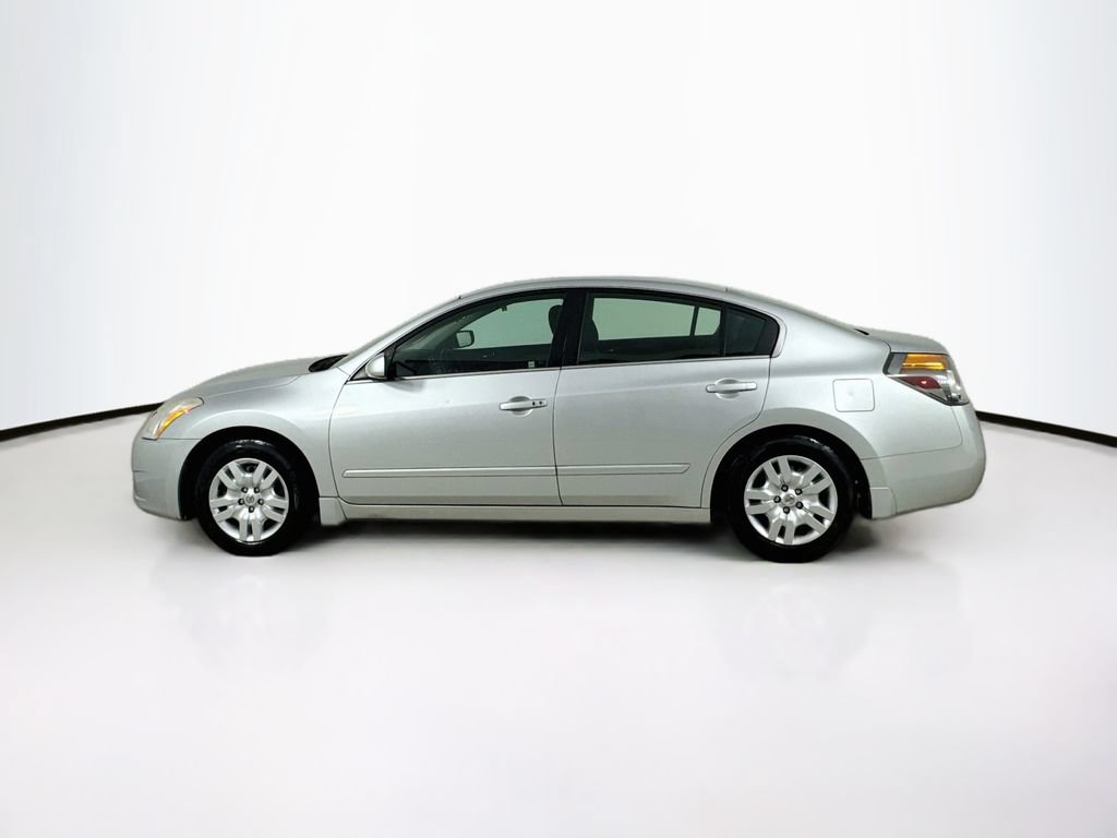 Used 2012 Nissan Altima 2.5 S FWD image 4