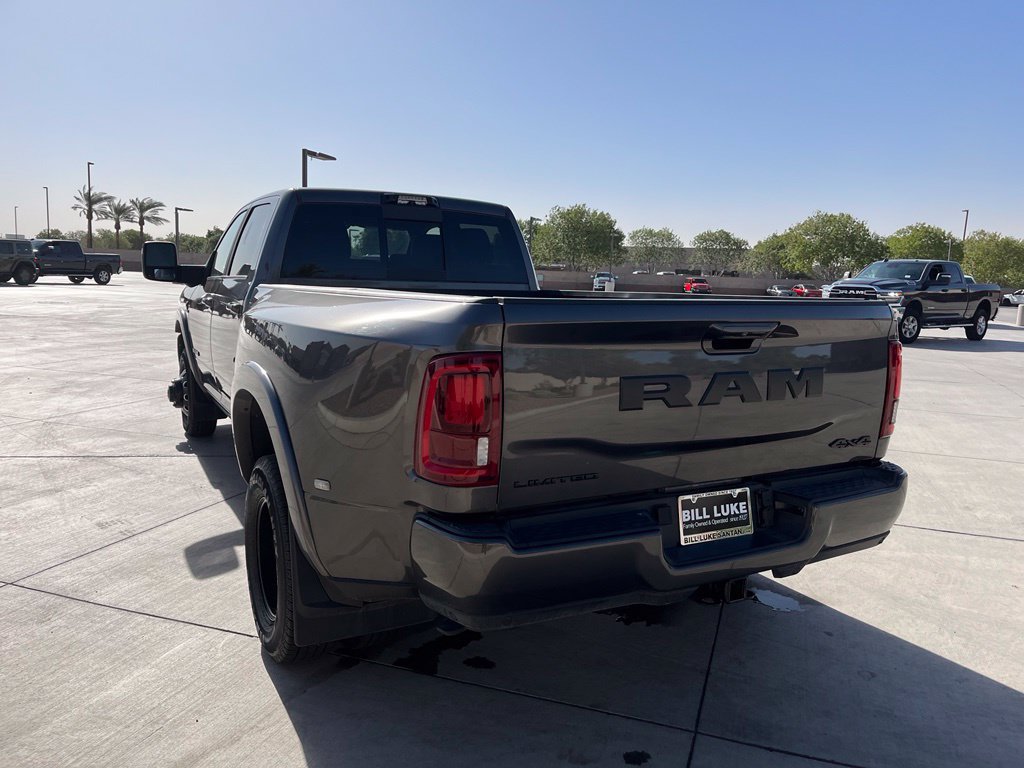 Used 2025 RAM 3500 Limited AWD/4WD image 7