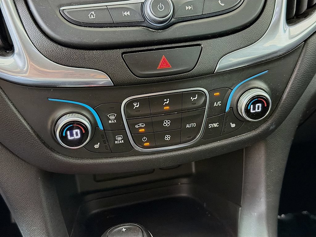 Used 2020 Chevrolet Equinox LT FWD image 34