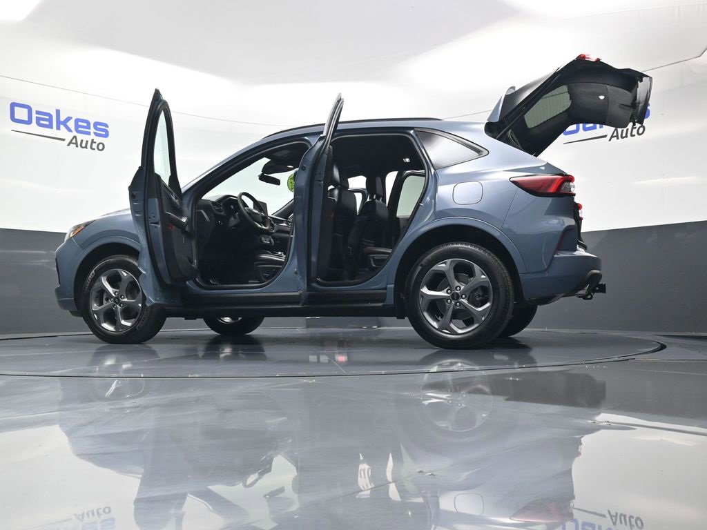 Used 2024 Ford Escape ST-Line Select w/ Class II Trailer Tow Package image 62