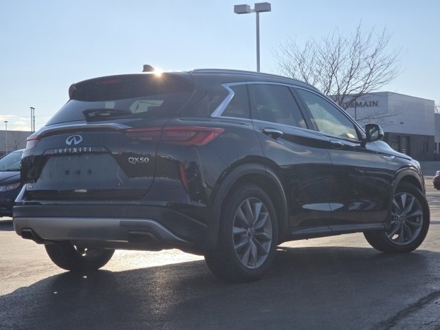 Used 2019 INFINITI QX50 Luxe w/ Navigation Package image 10