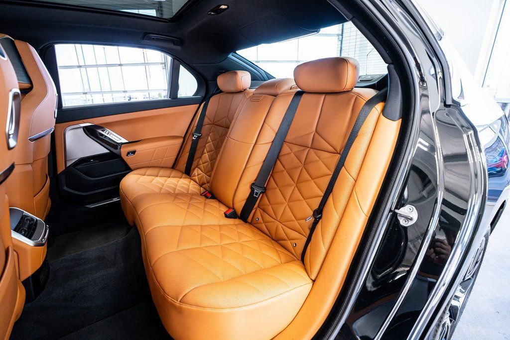 Used 2023 BMW 740i 740i w/ Parking Assistance Package image 53