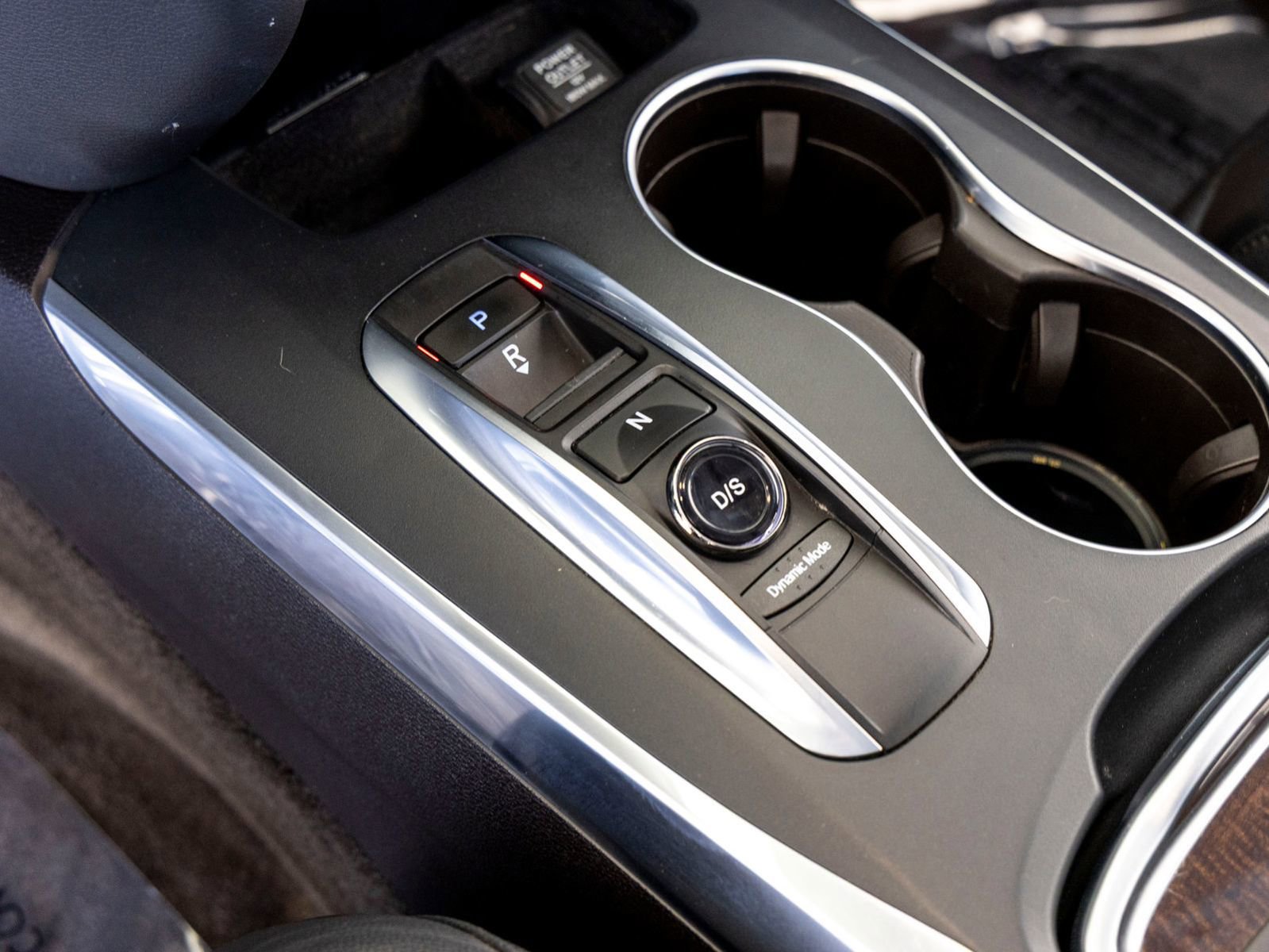 Used 2018 Acura MDX FWD image 16