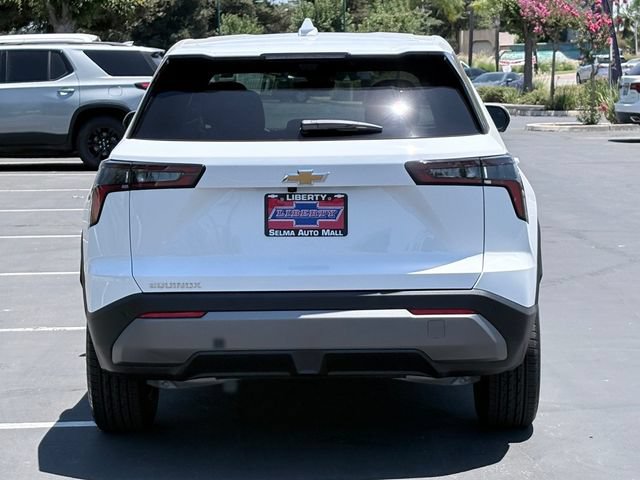 New 2026 Chevrolet Equinox LT w/ Safety and Technology Package FWD image 5