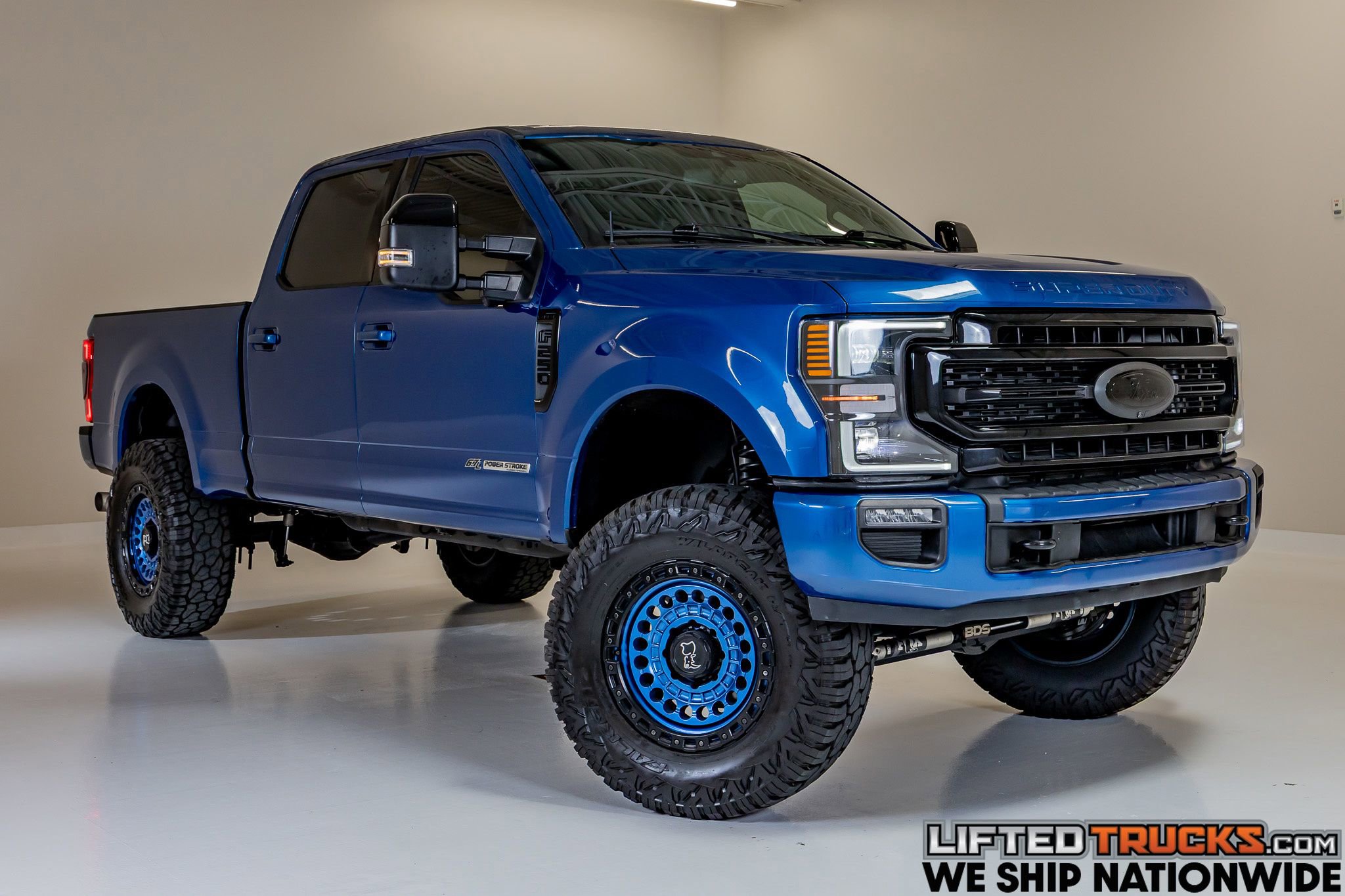 Used 2022 Ford F250 Lariat w/ Black Appearance Package AWD/4WD video 1