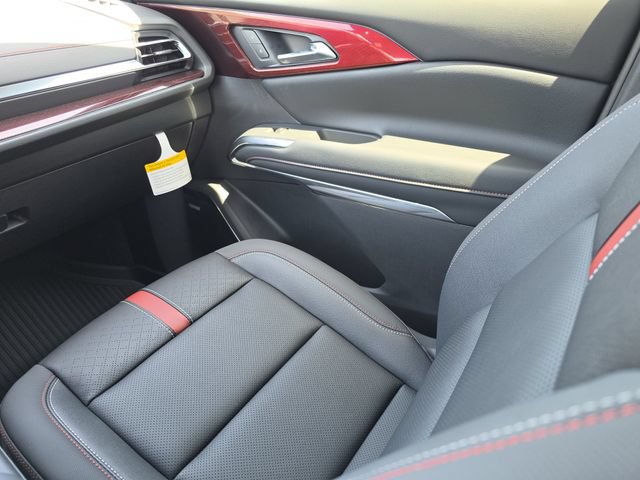 New 2026 Chevrolet Traverse RS w/ LPO, Floor Liner Package FWD image 19