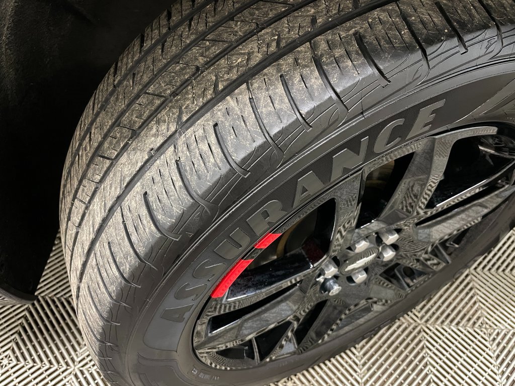 Used 2019 Chevrolet Traverse Premier w/ Redline Edition image 52