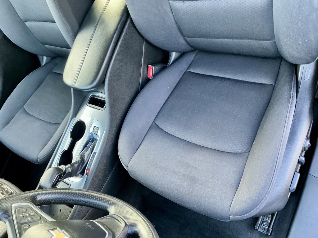 Used 2022 Chevrolet Malibu LT image 35