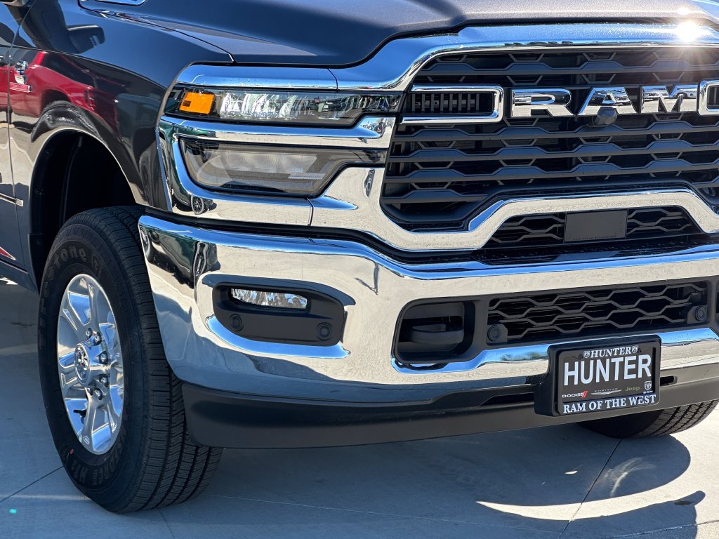 New 2026 RAM 2500 Big Horn AWD/4WD image 8