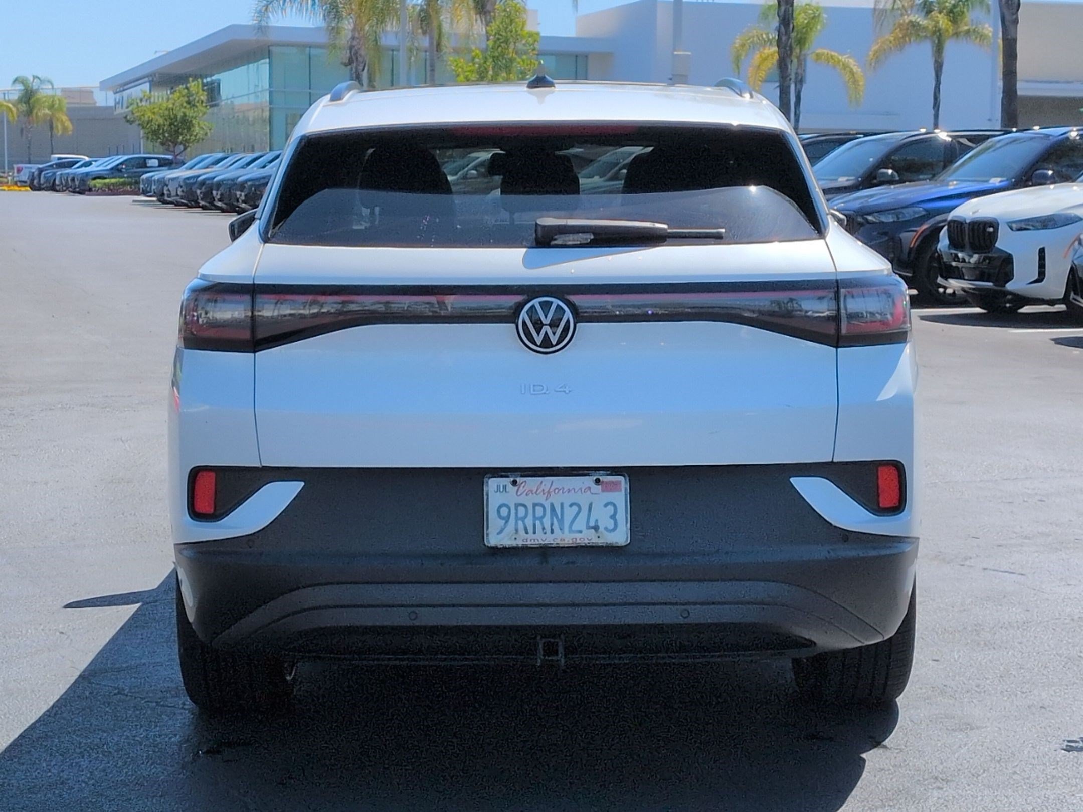 Used 2023 Volkswagen ID.4 Pro S AWD/4WD image 9