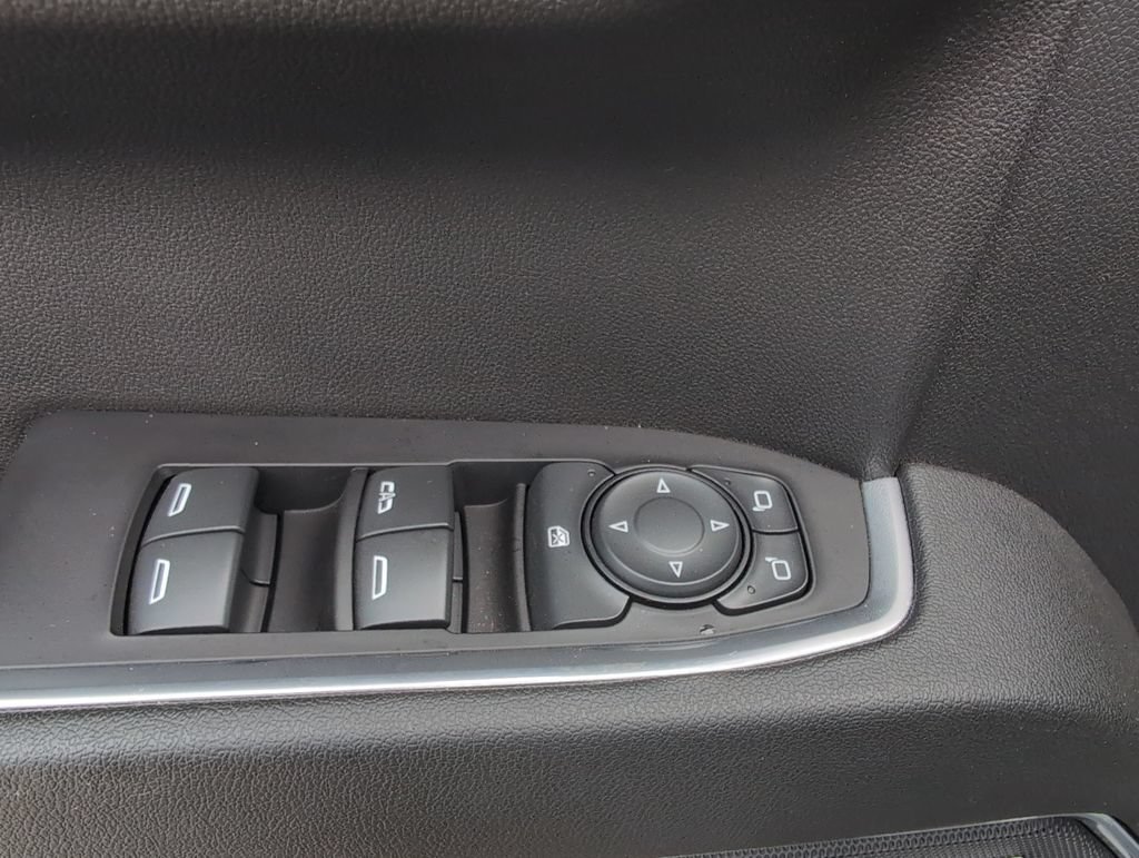 Used 2023 Chevrolet Silverado 1500 LT Trail Boss w/ LT Trail Boss Premium Package AWD/4WD image 18