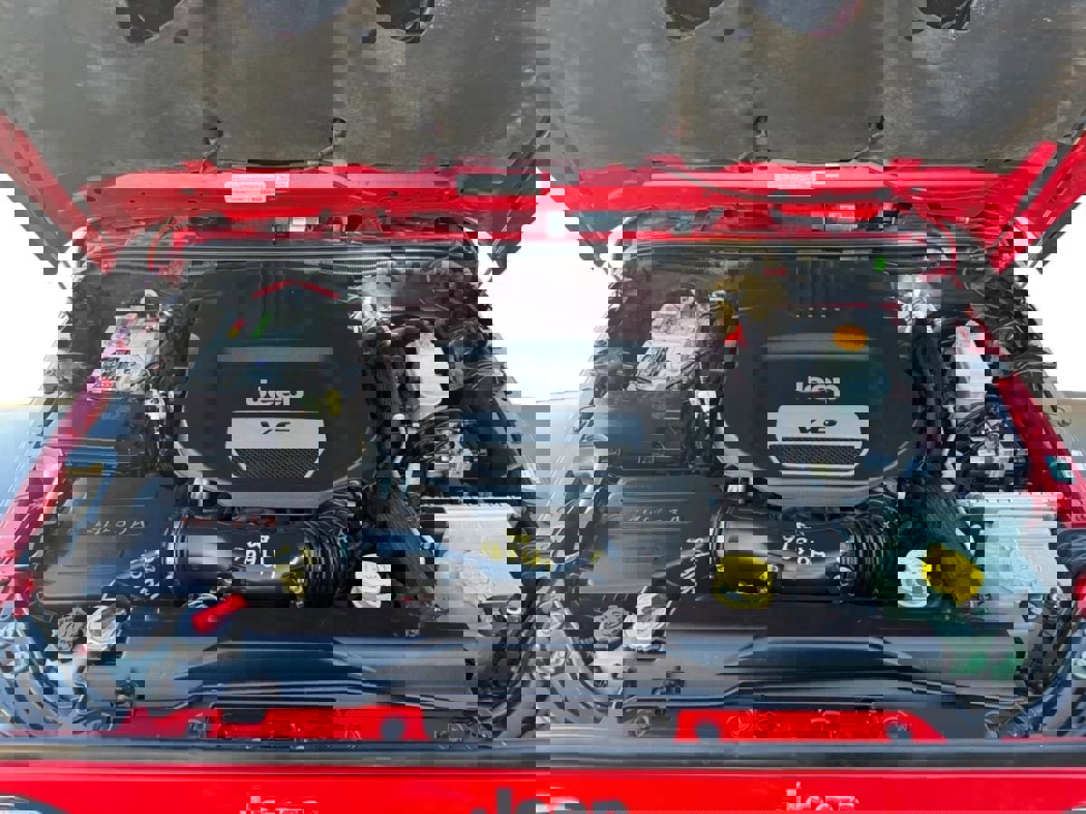 Used 2016 Jeep Wrangler Unlimited Rubicon image 27