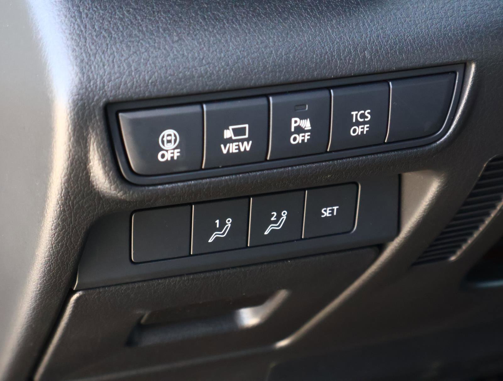 Used 2022 MAZDA MX-30 Electric w/ Premium Plus Pkg image 23