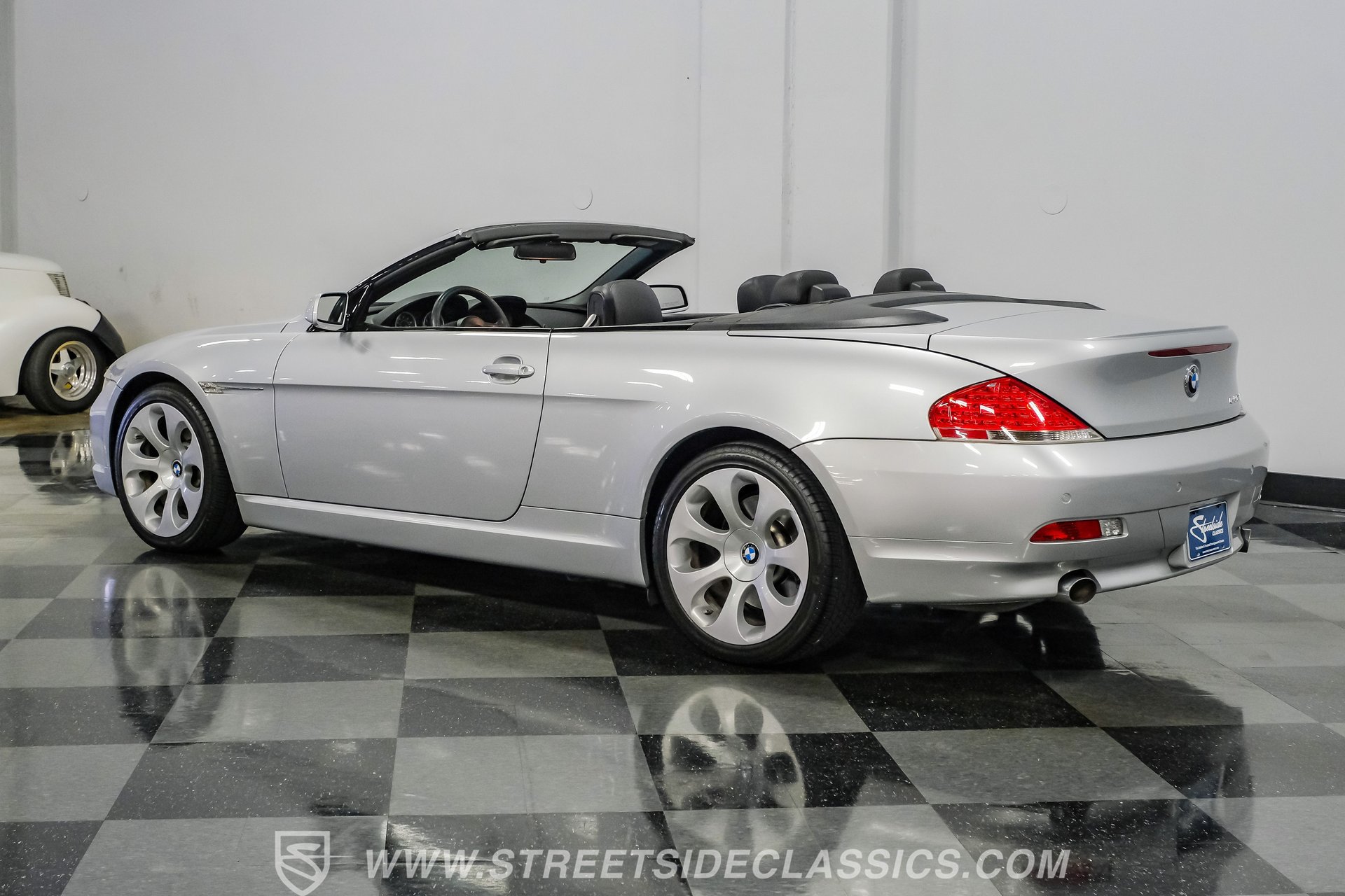 Used 2007 BMW 650i Convertible RWD image 8