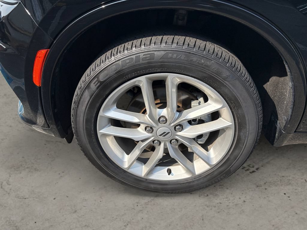 Used 2025 Dodge Durango GT AWD/4WD image 14