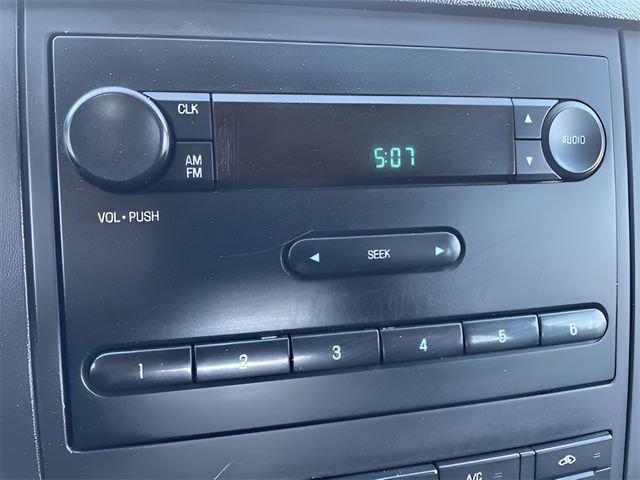 Used 2013 Ford F550 4x4 SuperCab Super Duty w/ Payload Upgrade Pkg image 29