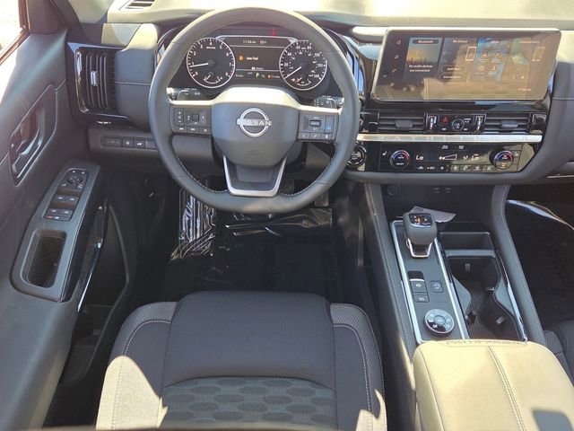New 2026 Nissan Pathfinder SV image 7