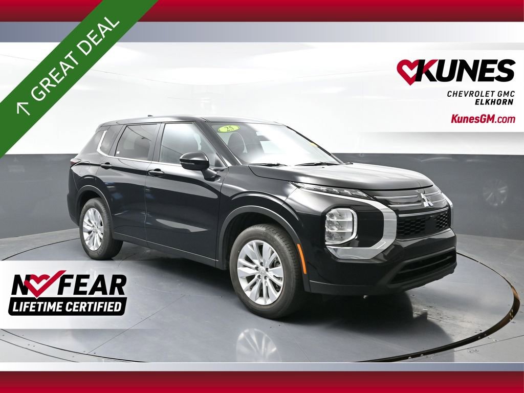 Used 2025 Mitsubishi Outlander ES image 1