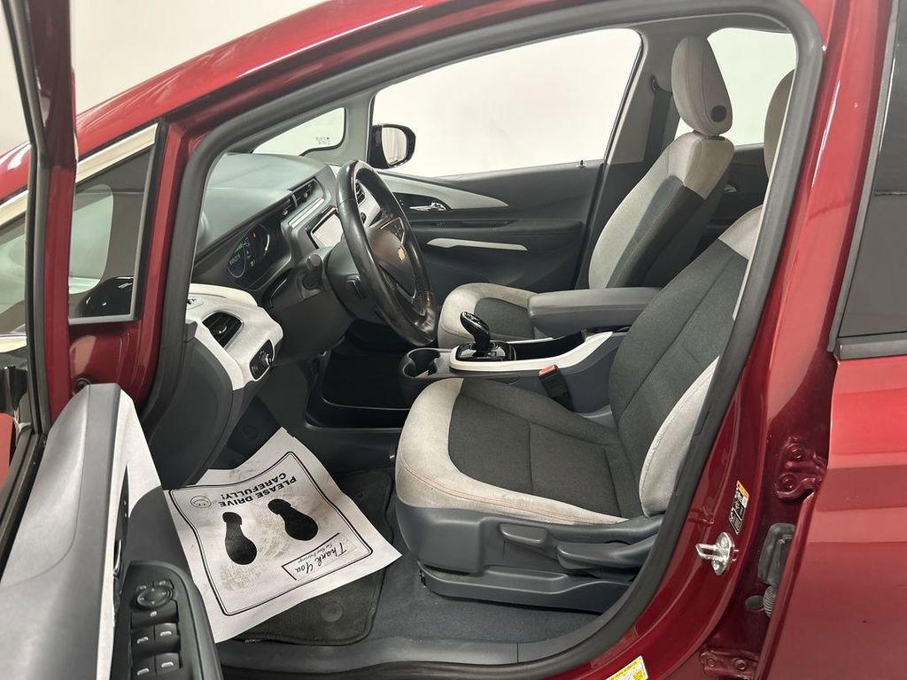 Used 2017 Chevrolet Bolt LT FWD image 9