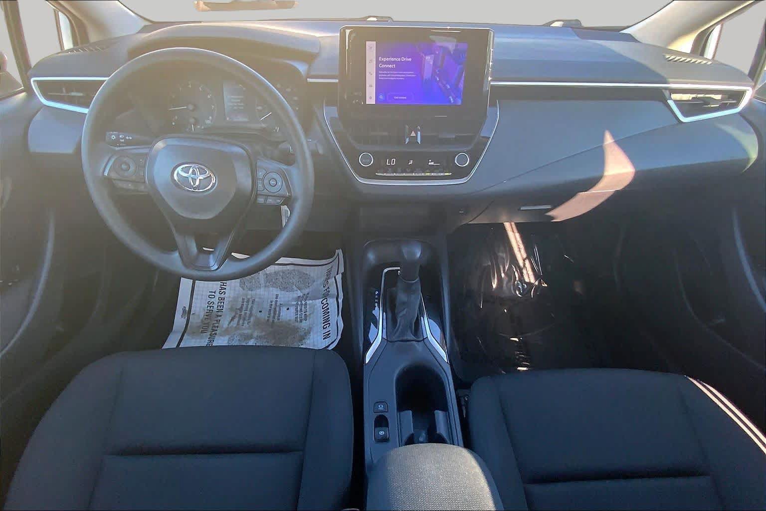 Used 2025 Toyota Corolla LE FWD image 16