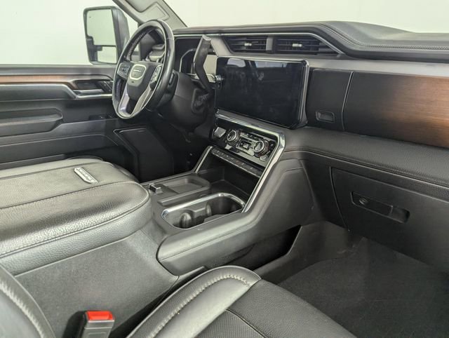 Used 2024 GMC Sierra 3500 Denali w/ Denali Reserve Package AWD/4WD image 22