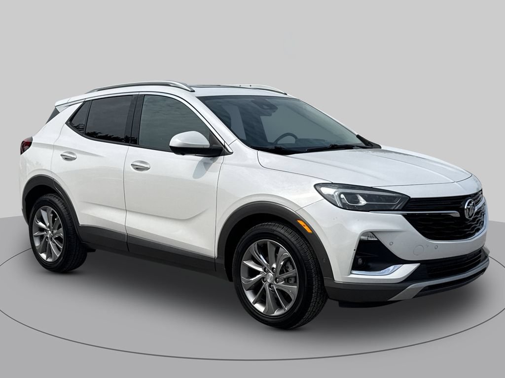 Used 2022 Buick Encore GX Essence w/ Advanced Technology Package FWD image 1