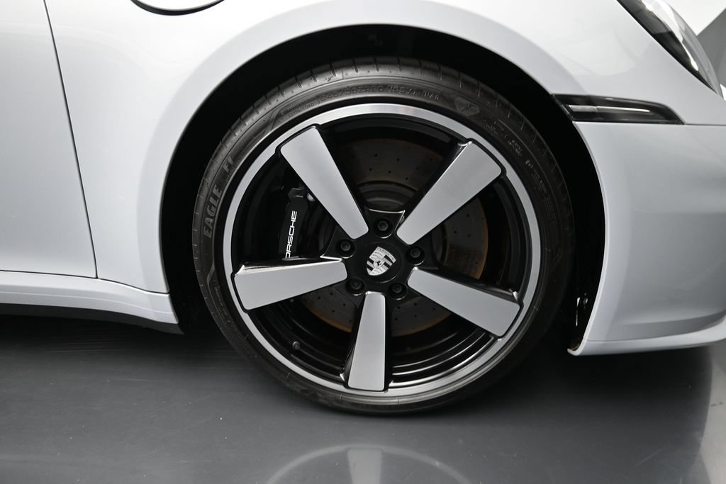 Certified 2026 Porsche 911 Carrera S RWD image 26