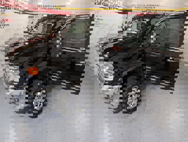 Used 2018 GMC Sierra 2500 SLT w/ Snow Plow Prep Package image 11