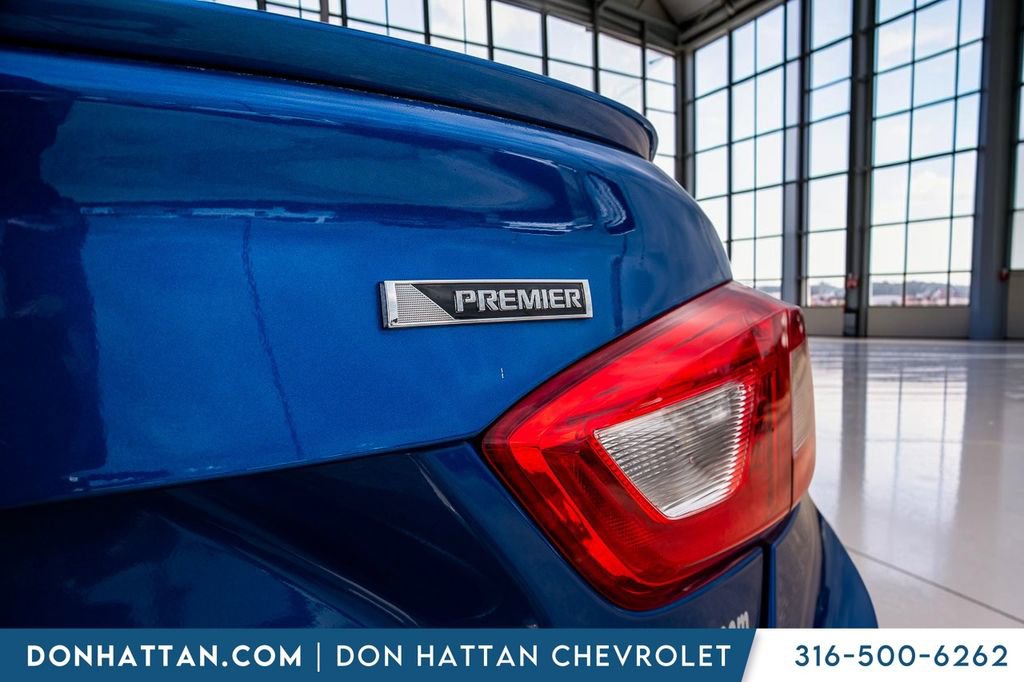 Used 2017 Chevrolet Cruze Premier FWD image 36