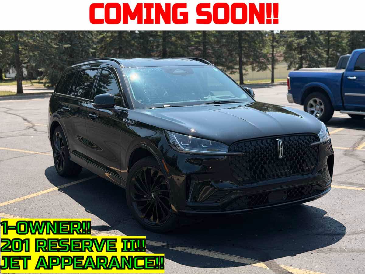 Used 2026 Lincoln Aviator Reserve AWD/4WD image 1
