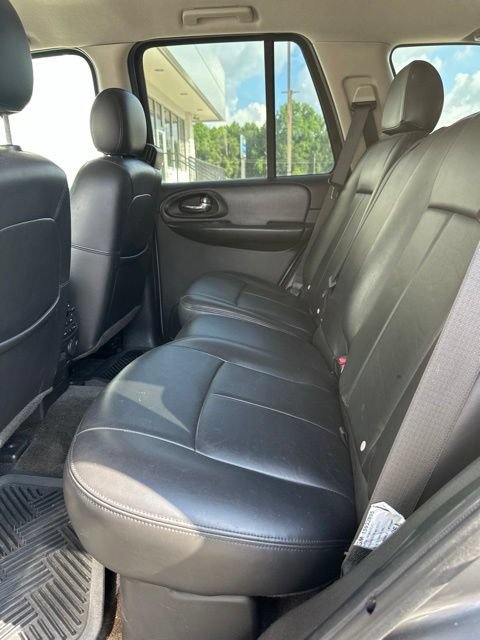 Used 2007 Chevrolet TrailBlazer LT w/ LT Preferred Equipment Group AWD/4WD image 12