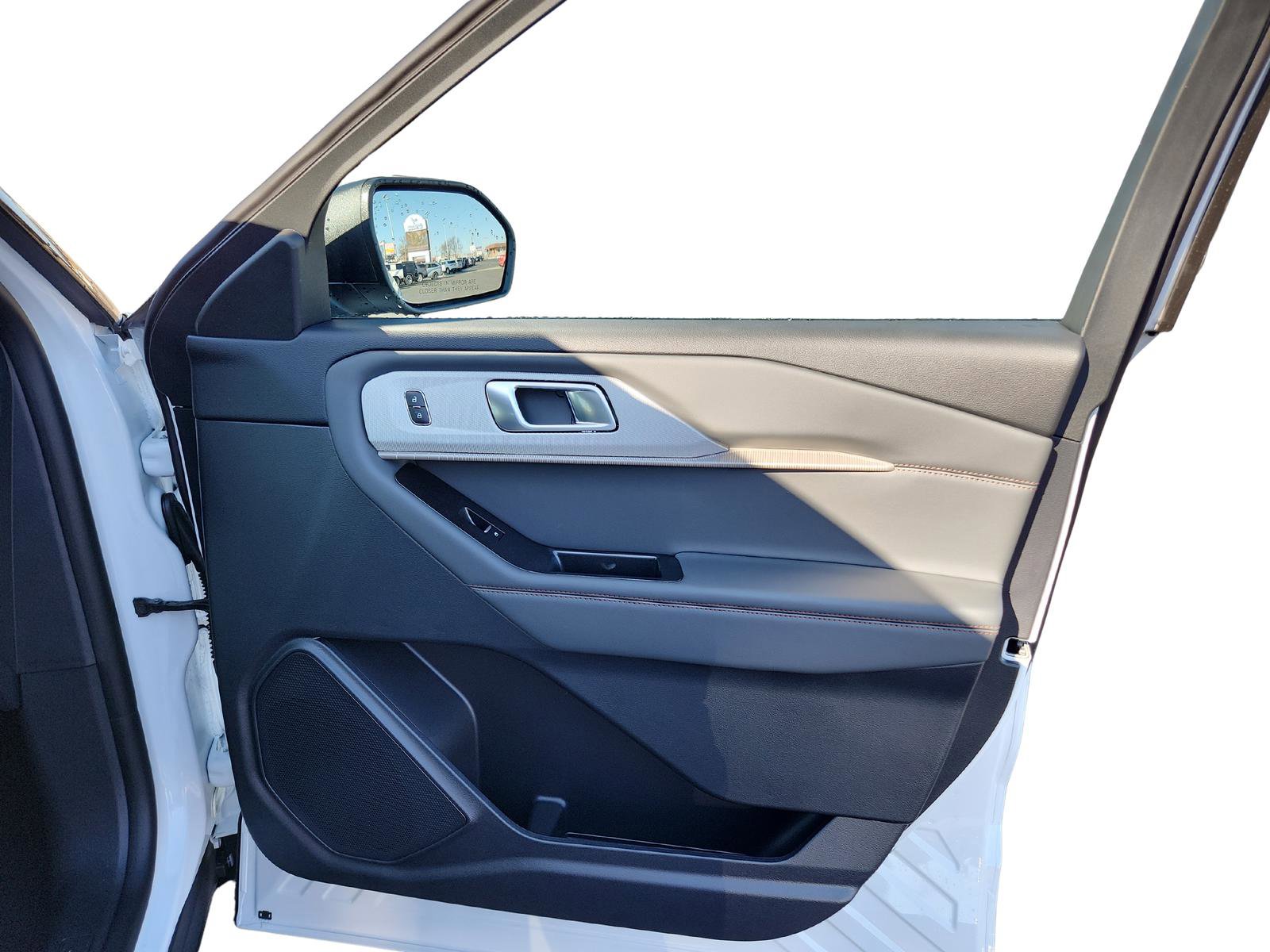 New 2026 Ford Explorer Active image 28