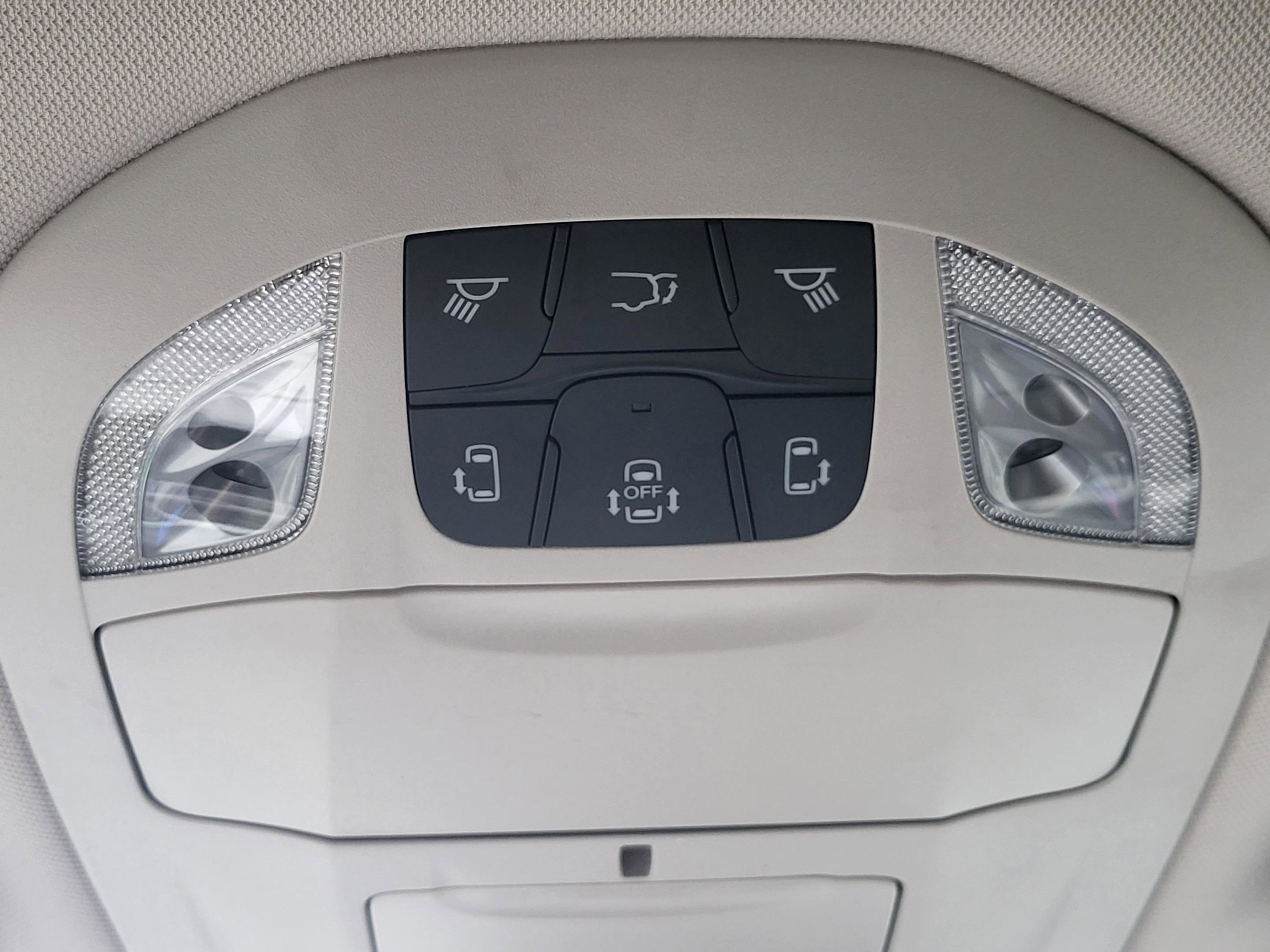 Used 2023 Chrysler Pacifica Touring-L AWD/4WD image 43