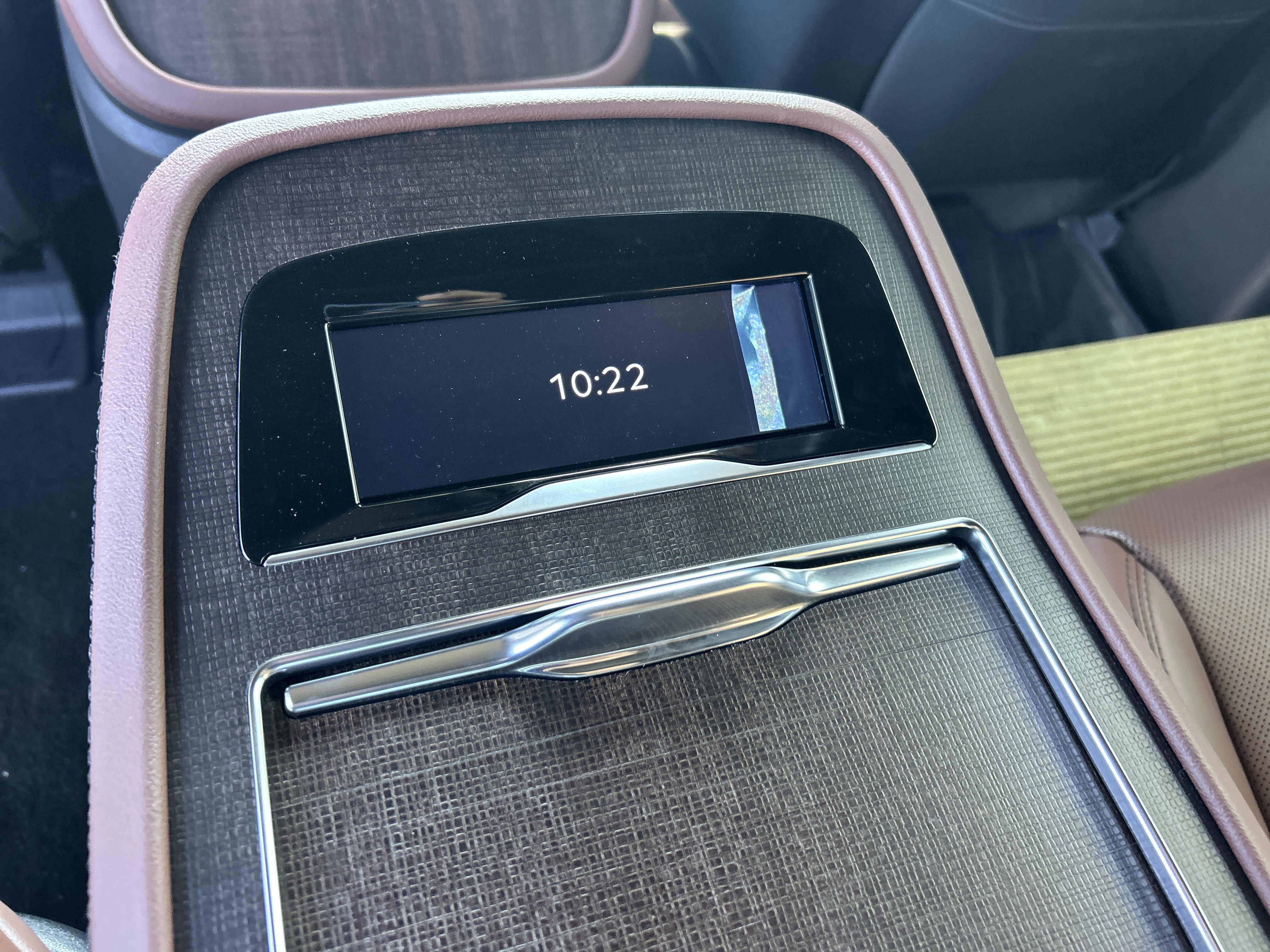 New 2026 Lincoln Navigator Reserve image 17