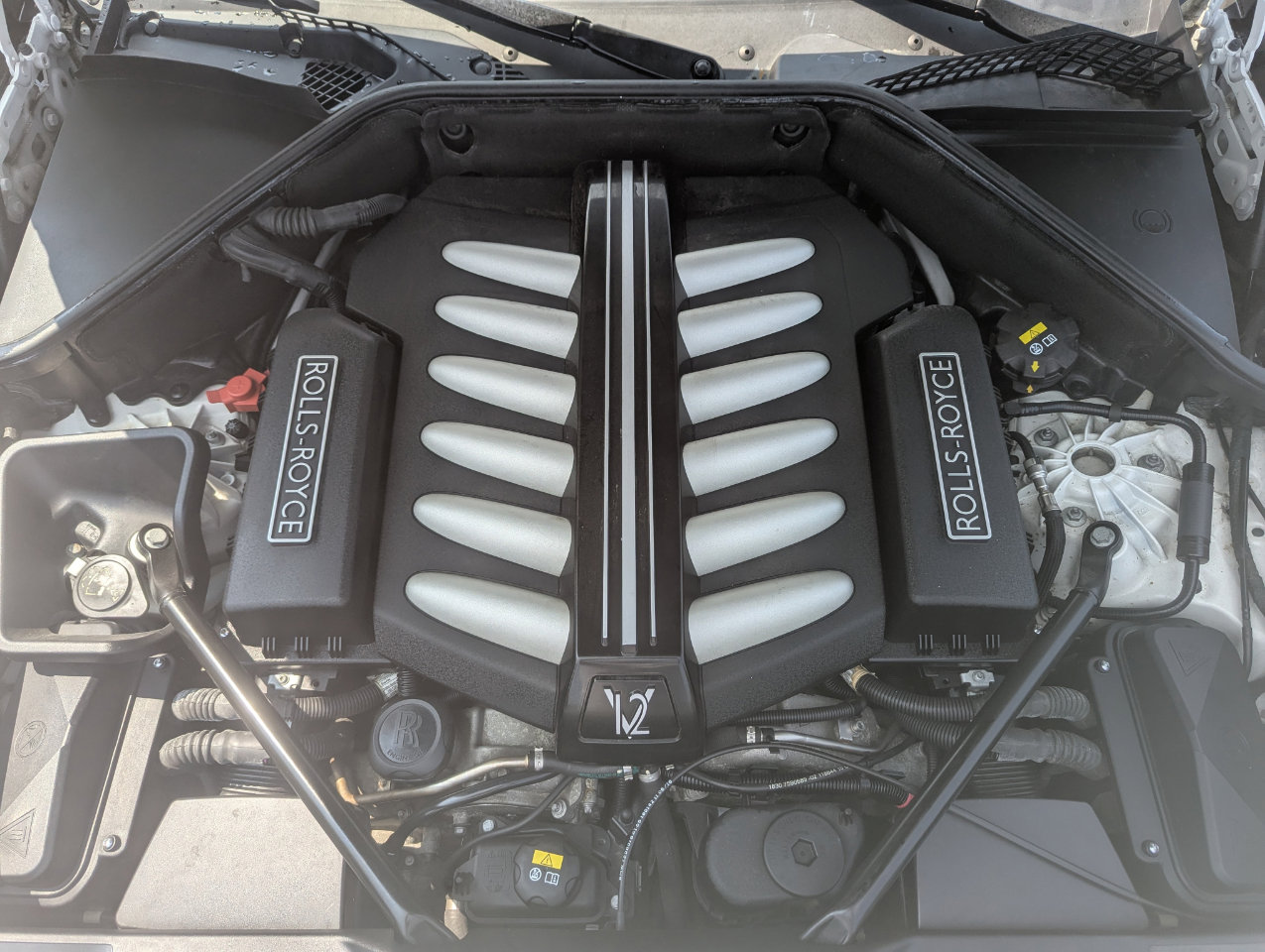 Used 2018 Rolls-Royce Dawn image 56