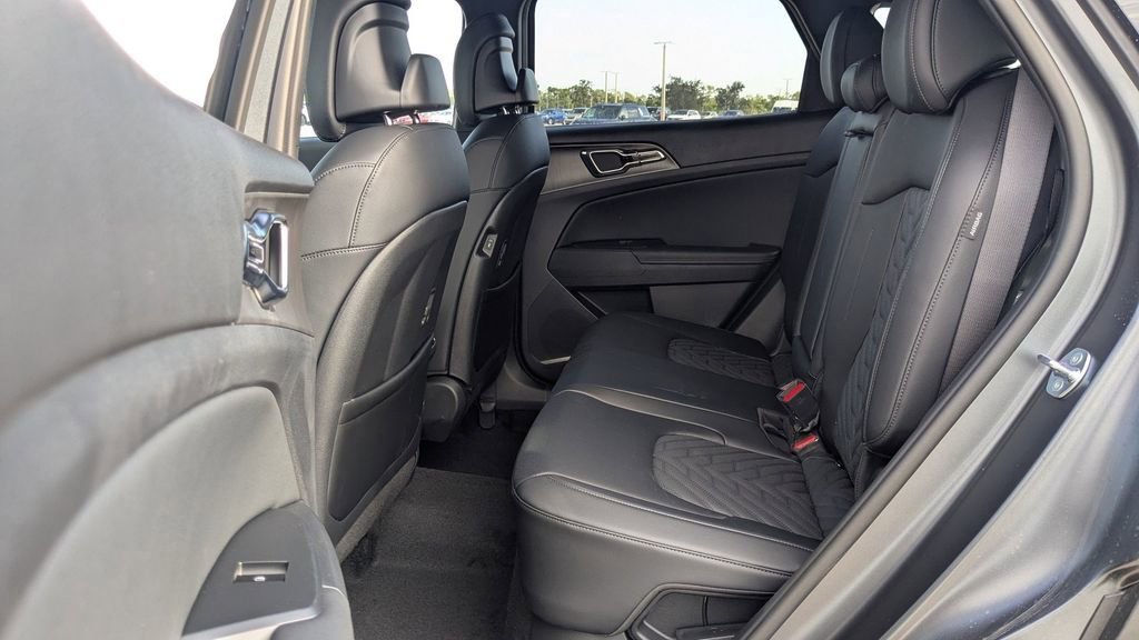 Certified 2026 Kia Sportage X-Line AWD/4WD image 17