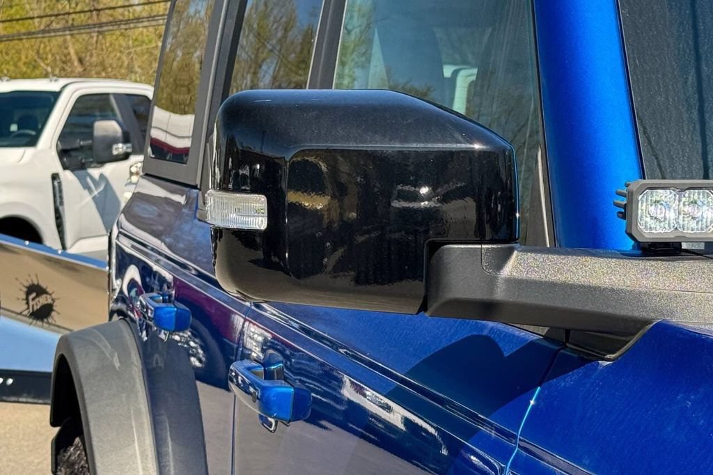 Used 2021 Ford Bronco First Edition AWD/4WD image 41