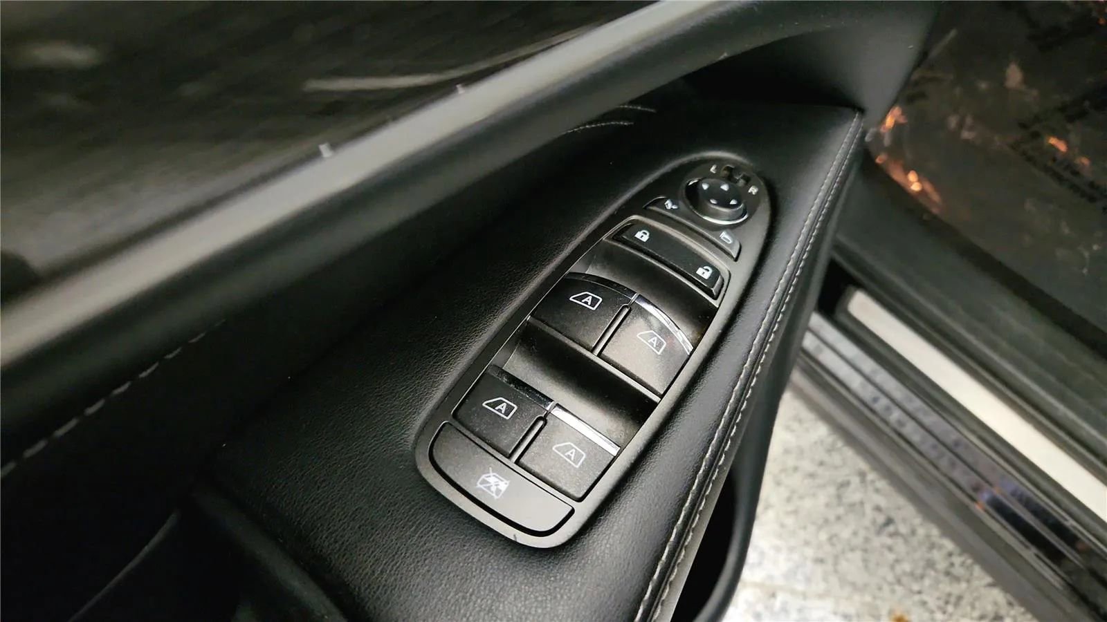 Used 2020 INFINITI QX60 Pure image 31