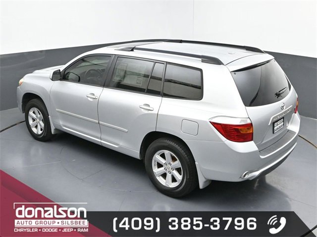 Used 2010 Toyota Highlander SE image 19