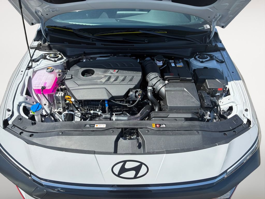 New 2026 Hyundai Elantra N FWD image 18