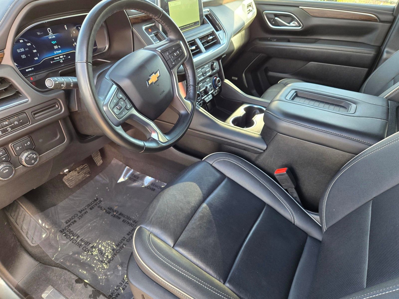 Used 2024 Chevrolet Suburban Premier AWD/4WD image 13