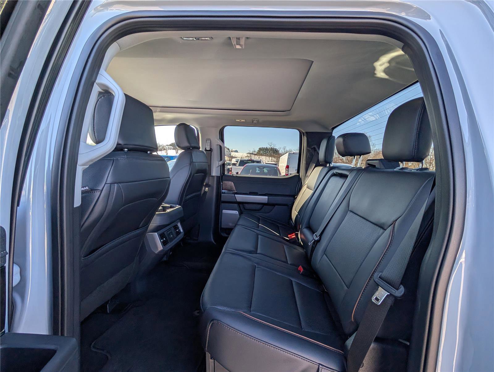 Used 2026 Ford F450 Lariat AWD/4WD image 15