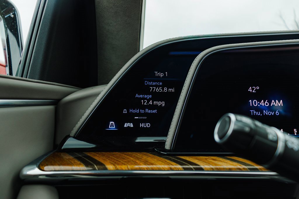 Used 2023 Cadillac Escalade ESV Premium Luxury Platinum w/ LPO, Radiant Package image 14