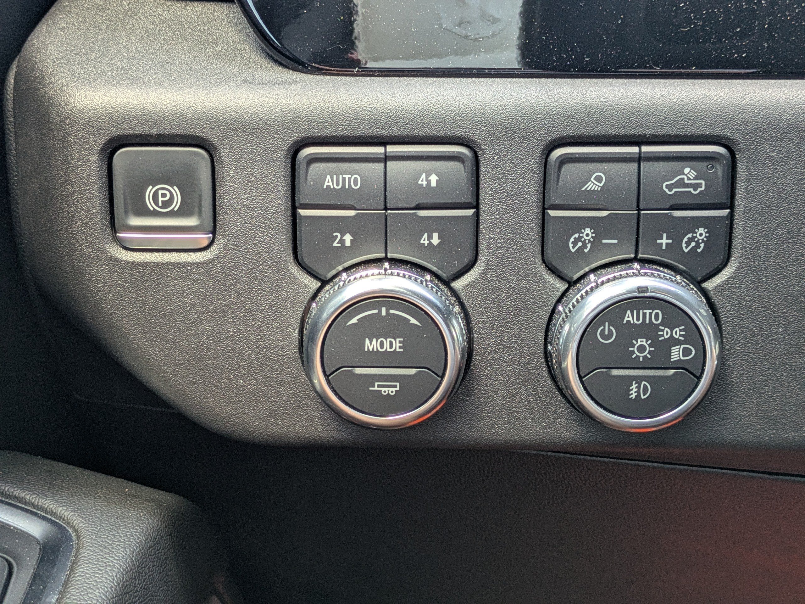 Used 2025 GMC Sierra 2500 SLT w/ SLT Premium Package AWD/4WD image 20