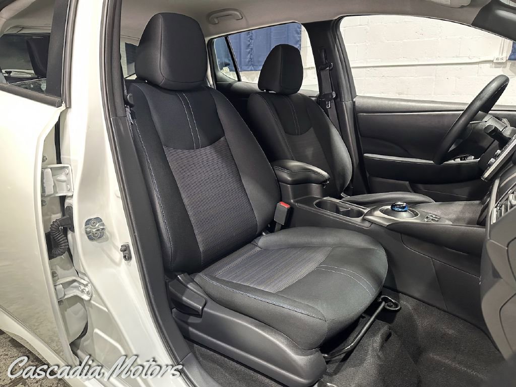 Used 2019 Nissan Leaf S w/ S Charge Package FWD image 12