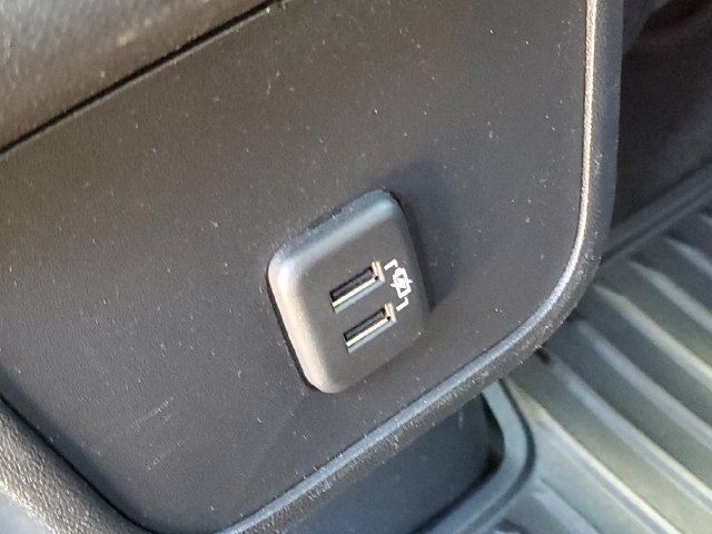 Used 2019 Chevrolet Equinox LT FWD image 30